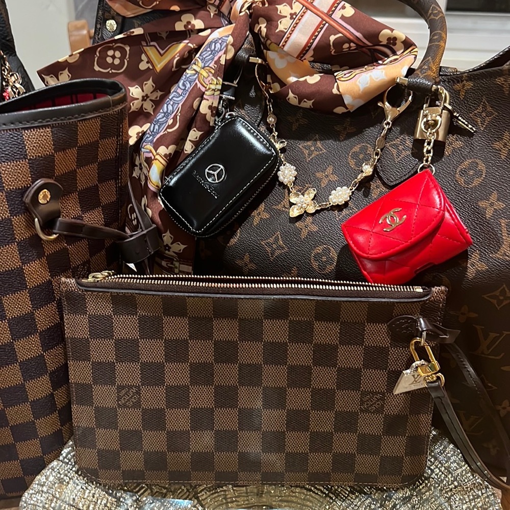 Authentic Louis Vuitton Neverfull PM, NEW Damien clutch pouchette